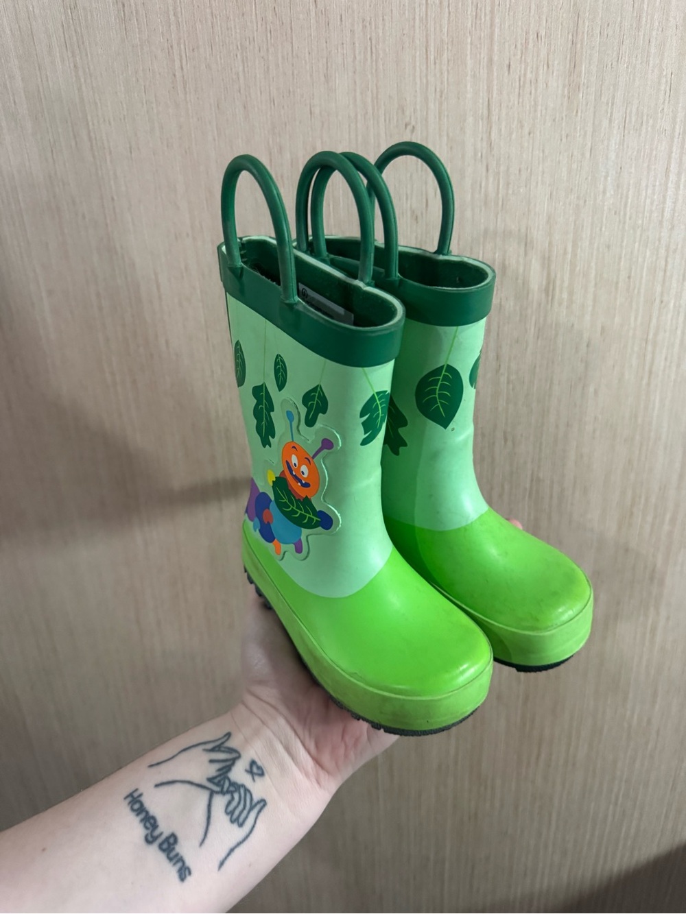Kids Waterproof Outdoor Green Caterpillar Rain Boots Size 6